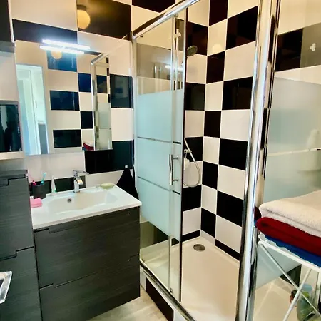 Appartement Le Hameau, Confortable Avec Acces Direct A La