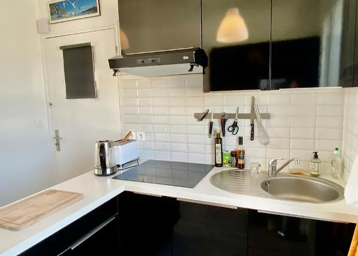 Le Hameau, Confortable Avec Acces Direct A La