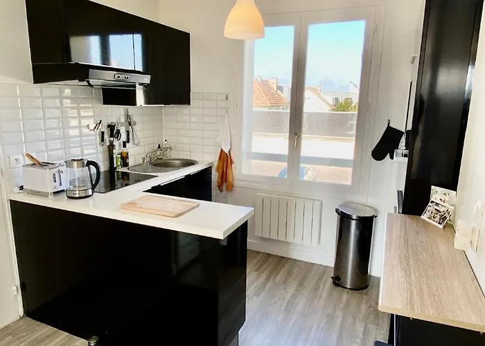 شقة Le Hameau, Confortable Avec Acces Direct A La *