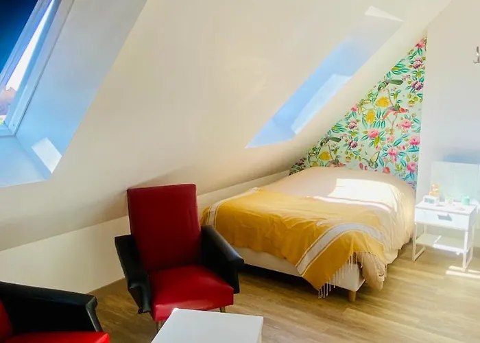 Le Hameau, Confortable Avec Acces Direct A La